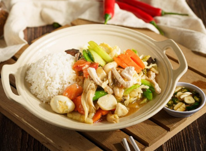 Steamed Rice with Vegetables